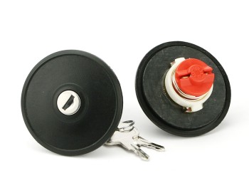 ΤΑΠΑ ΒΕΝΖΙΝΗΣ ΜΕ ΚΛΕΙΔΙ ΓΙΑ PIAGGIO PORTER 1995-2007 / VW POLO >1994 / AUDI 100 1973-1980 ΣΕ ΜΑΥΡΟ ΧΡΩΜΑ FARMA - 1 τεμ.