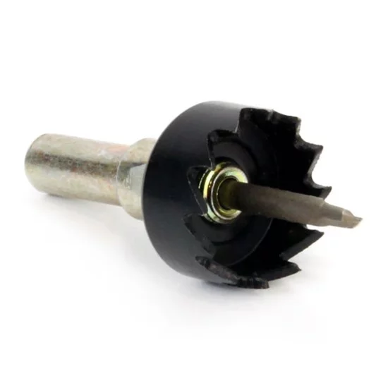 Amio – Σύστημα Παρκαρίσματος 12V με 8 Αισθητήρες Μαύρους 22mm Εμπρός-Πίσω & Οθόνη LED για Πλήρη Κάλυψη & Ασφαλές Παρκάρισμα – 1 Τεμ. (01560/AM)