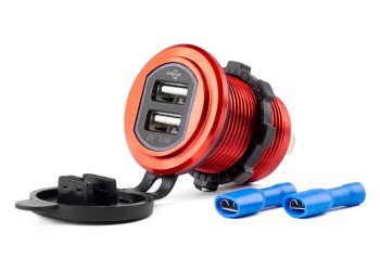 Amio - ΠΡΙΖΑ ΦΟΡΤΙΣΗΣ ΜΕ 2 ΘΥΡΕΣ USB ΚΑΙ ΚΑΠΑΚΙ ΚΟΚΚΙΝΗ/ΜΑΥΡΗ 12/24V 5V 3.1A MOD-10 - 1 τεμ. (02860/AM)