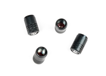 Amio - ΚΑΠΑΚΙΑ ΒΑΛΒΙΔΩΝ ΑΛΟΥΜΙΝΙΟΥ ΣΕ ΜΑΥΡΟ ΧΡΩΜΑ ΜΕ ΛΟΓΟΤΥΠΟ - 4 ΤΕΜ. (03277/AM)