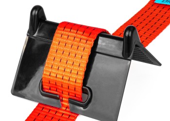 Amio - ΓΩΝΙΑ ΠΡΟΣΤΑΣΙΑΣ ΦΟΡΤΙΟΥ ΓΙΑ ΙΜΑΝΤΕΣ ΔΕΣΙΜΑΤΟΣ ΠΛΑΣΤΙΚΗ ΣΕ ΜΑΥΡΟ ΧΡΩΜΑ - 1 ΤΕΜ. (03574/AM)