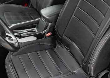 Amio - ΠΛΑΤΟΚΑΘΙΣΜΑ ΘΕΡΜΑΙΝΟΜΕΝΟ 12V 98x50cm ΑΦΡΩΔΕΣ ΥΛΙΚΟ ΚΑΙ ΥΦΑΣΜΑ ΜΑΥΡΟ - 1 ΤΕΜ. (03624/AM)