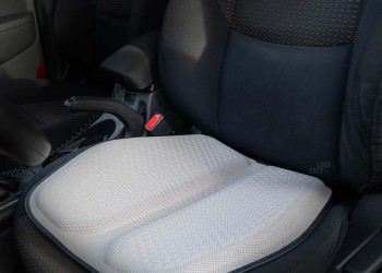 Amio - ΜΑΞΙΛΑΡΙ ΚΑΘΙΣΜΑΤΟΣ ΑΠΟ GEL ΚΑΙ ΔΙΑΠΝΕΟΝ ΥΦΑΣΜΑ 46x46cm ΓΚΡΙ ΧΡΩΜΑ - 1 Τεμ. (03653/AM)