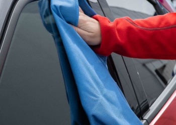 Amio - ΠΑΝΑΚΙ ΚΑΘΑΡΙΣΜΟΥ ΤΖΑΜΙΩΝ ΜΙΚΡΟΦΙΜΠΡΑ 40x60cm 300gr - 1 Τεμ. (03733/AM)