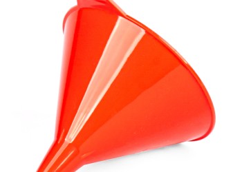 Amio - ΧΩΝΙ ΚΑΥΣΙΜΟΥ ΠΛΑΣΤΙΚΟ ΚΟΚΚΙΝΟ ΜΗΚΟΥΣ 130mm ΔΙΑΜΕΤΡΟΥ 140mm - 1 ΤΕΜ. (04041/AM)