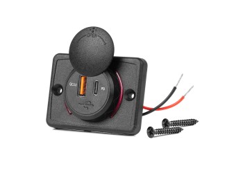 Amio - ΠΡΙΖΑ ΜΕ 2 ΘΥΡΕΣ-USB+USB-C ΚΑΙ ΚΑΠΑΚΙ 12/24V QUICK CHARGE 3.0 ΑΔΙΑΒΡΟΧΗ ΤΕΤΡΑΓΩΝΟ ΣΧΗΜΑ ΜΑΥΡΗ - 1 Τεμ. (04231/AM)