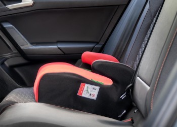 Amio - ΠΑΙΔΙΚΟ ΚΑΘΙΣΜΑ ΑΥΤΟΚΙΝΗΤΟΥ ΧΩΡΙΣ ΠΛΑΤΗ ΚΑΤΑΛΛΗΛΟ ΓΙΑ ΥΨΟΣ 126>150cm UN129/03 (ΔΙΑΦΟΡΑ ΧΡΩΜΑΤΑ) - 1 τεμ. (04477/AM)