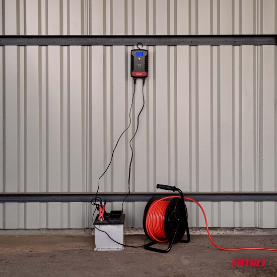 Amio - Φορτιστής Μπαταρίας Ψηφιακός PRO AGM GEL LiFePo4 (LFP) τάση λειτουργίας 6/12V ένταση ρεύματος 6A με γάντζο για Επιβατικά Αυτοκίνητα και Μοτοσυκλέτες - 1 τεμ. (04532/AM)