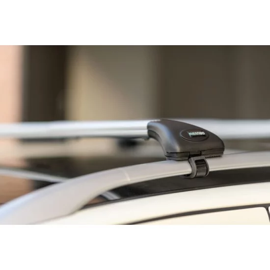 MENABO ΠΤΥΣΣΟΜΕΝΕΣ ΜΠΑΡΕΣ ΟΡΟΦΗΣ ΑΛΟΥΜΙΝΙΟΥ ARIETE 81.5-119.5 cm ΣΕ ΑΣΗΜΙ ΧΡΩΜΑ ΓΙΑ Skoda Octavia III (5E) Station Wagon 5 doors 2013>2020 ΜΕ RAISED RAILS 5.5 cm max - 2 ΤΕΜ. (12050/MB)