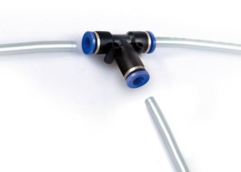 ΣΥΝΔΕΣΜΟΣ ΑΕΡΑ T-4 Τριπλός 8mm 13bar kg/cm