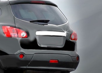 ΔΙΑΚΟΣΜΗΤΙΚΟΣ ΣΙΡΙΤΗΣ ΠΟΡΤ ΠΑΓΚΑΖ ΧΡΩΜΙΟΥ (ΜΕ ΤΡΥΠΑ) ΓΙΑ NISSAN QASHQAI 5D 2010-2013