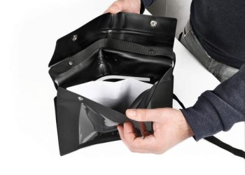 ΘΗΚΗ ΕΓΓΡΑΦΩΝ ΚΑΙ ΠΙΝΑΚΙΔΑΣ ΤΣΑΝΤΑΚΙ ΚΡΕΜΑΣΤΟ ΚΑΙ ΜΑΓΝΗΤΙΚΟ 2in1