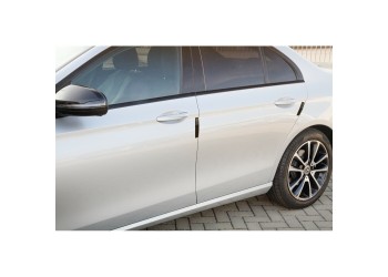 ΑΝΤΙΚΡΟΥΣΤΙΚΑ ΠΟΡΤΑΣ LINEAR CARBON LOOK 97+77mm ΠΑΧΟΥΣ 2,8mm 4ΤΕΜ.