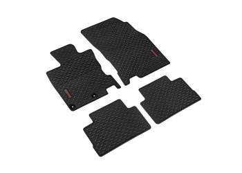 ΜΑΡΚΕ ΠΑΤΑΚΙΑ ΣΕ ΣΚΑΦΗ ΛΑΣΤΙΧΟ ΓΙΑ NISSAN QASHQAI 02/2014 - 03/2021 PILOT ECO GOMMA STYLE A (ΜΕ ΚΟΥΜΠΩΜΑΤΑ) LAMPA - 4 ΤΕΜ.