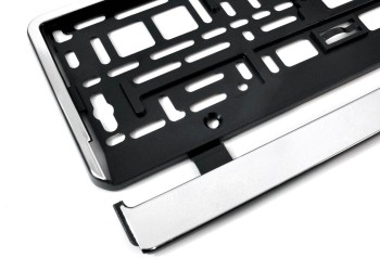 Amio - ΠΛΑΣΤΙΚΟ ΠΛΑΙΣΙΟ ΠΙΣΩ ΠΙΝΑΚΙΔΑΣ ΚΥΚΛΟΦΟΡΙΑΣ (ΜΑΥΡΟ-ΧΡΩΜΙΟ) - 52 Χ 12,5 cm - 1 ΤΕΜ. (01164/AM)