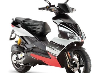 ΚΑΛΥΜΜΑ ΣΕΛΑΣ ΑΔΙΑΒΡΟΧΟ MOTO MEDIUM 62X92cm