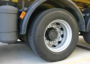 ΚΑΠΑΚΙΑ ΠΑΞΙΜΑΔΙΩΝ / ΜΠΟΥΛΟΝΙΩΝ ΦΟΡΤΗΓΟΥ ΠΛΑΣΤΙΚΑ ΧΡΩΜΙΟΥ 32mm 10ΤΕΜ.