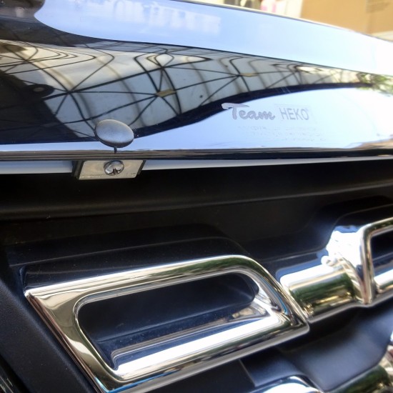 ΑΝΕΜΟΘΡΑΥΣΤΗΣ ΚΑΠΩ ΑΥΤΟΚΙΝΗΤΟΥ ΓΙΑ DACIA DUSTER 2010-2018 ΑΠΟ ΕΥΚΑΜΠΤΟ ΦΙΜΕ ΠΛΑΣΤΙΚΟ HEKO - 1 ΤΕΜ.