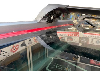 KIT ΜΕ ΜΠΑΡΕΣ ΟΡΟΦΗΣ ΓΙΑ CITROEN C4 GRAND PICASSO ΜΕ ΗΛΙΟΡΟΦΗ/FLUSH RAILS (Y8050223+YK774W) FLUSH BLACK BAR YAKIMA