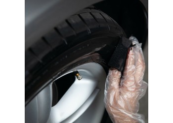 KIT ΑΝΑΝΕΩΣΗΣ ΚΑΙ ΠΡΟΣΤΑΣΙΑΣ ΕΛΑΣΤΙΚΩΝ ΣΕ ΜΑΥΡΟ ΧΡΩΜΑ QUIXX 75ml