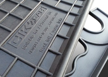 Cik - ΜΑΡΚΕ ΠΑΤΑΚΙΑ ΣΕ ΣΚΑΦΗ ΛΑΣΤΙΧΟ ΓΙΑ RENAULT CLIO 2012-2019 / CAPTUR 2013-2019 ΣΕ ΜΑΥΡΟ ΧΡΩΜΑ ΜΕ ΚΟΥΜΠΩΜΑΤΑ - 4 ΤΕΜ. (RM.RE.0002/CK)