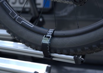 ΒΑΣΗ ΠΟΔΗΛΑΤΟΥ ΠΟΡΤ ΜΠΑΓΚΑΖ COBRA PLUS 3 ΠΟΔΗΛΑΤΩΝ MENABO