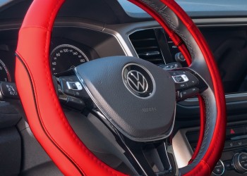 ΚΑΛΥΜΜΑ ΤΙΜΟΝΙΟΥ PRETTY RED ΚΟΚΚΙΝΟ ΟΙΚΟΛΟΓΙΚΟ ΔΕΡΜΑ 37-39cm SIMONI RACING - 1 TEM.