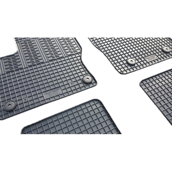 Cik - ΜΑΡΚΕ ΠΑΤΑΚΙΑ ΣΕ ΣΚΑΦΗ ΛΑΣΤΙΧΟ ΓΙΑ FORD FOCUS FACELIFT 2015-2018 ΣΕ ΜΑΥΡΟ ΧΡΩΜΑ ΜΕ ΚΟΥΜΠΩΜΑΤΑ - 4 ΤΕΜ. (RM.FO.0022/CK)