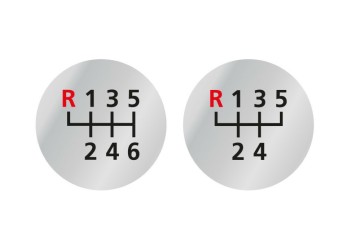 ΠΟΜΟΛΟ ΤΑΧΥΤΗΤΩΝ FORMULA GEAR 1 ΔΕΡΜΑΤΙΝΟ ΜΑΥΡΟ ΜΕ 2 ΑΥΤΟΚΟΛΛΗΤΑ ΕΝΔΕΙΞΗΣ ΤΑΧΥΤΗΤΩΝ 32mm (FIAT+OPEL)