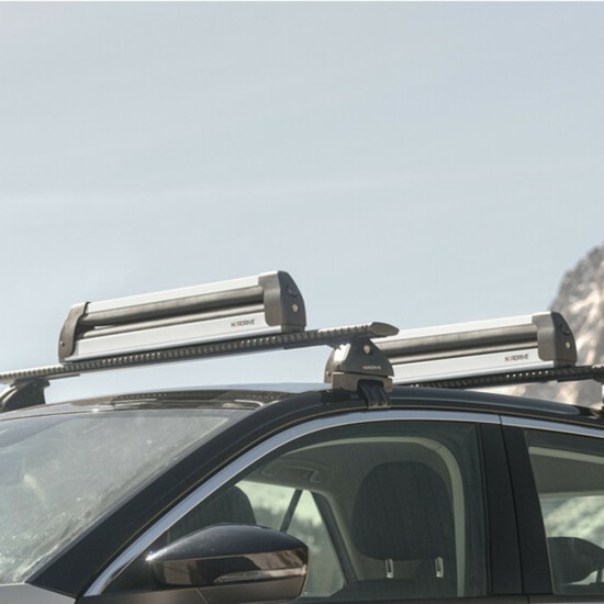 Nordrive - Βάση Σκι Οροφής Pro‑Slider EVO PS‑60 Silver σε Ασημί Χρώμα με Αντικλεπτικό Σύστημα και Συρόμενη Λειτουργία σε Διαστάσεις 800x50x135 mm για 6 ζευγάρια σκι ή 4 snowboard - 1 τεμ. (N40000)