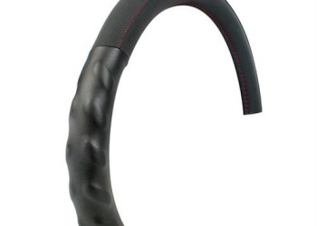 Lampa Κάλυμμα Τιμονιού Αυτοκινήτου Dedon 35-37εκ  Άοσμο με εργονομική λαβή Αγωνιστικό Skeentex Μαύρο με Κόκκινη Ραφή 1-τεμ. (L3312.1)