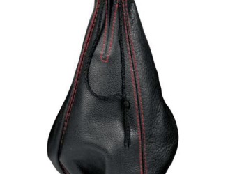 ΦΟΥΣΚΑ ΤΑΧΥΤΗΤΩΝ ΑΠΟ ΣΥΝΘΕΤΙΚΟ ΔΕΡΜΑ, ΜΑΥΡΟ ΧΡΩΜΑ ΜΕ ΚΟΚΚΙΝΗ ΡΑΦΗ