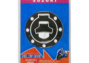 ΑΥΤΟΚΟΛΛΗΤΟ ΤΑΠΑΣ ΒΕΝΖΙΝΗΣ CARBON SUZUKI (7 ΤΡΥΠΕΣ)